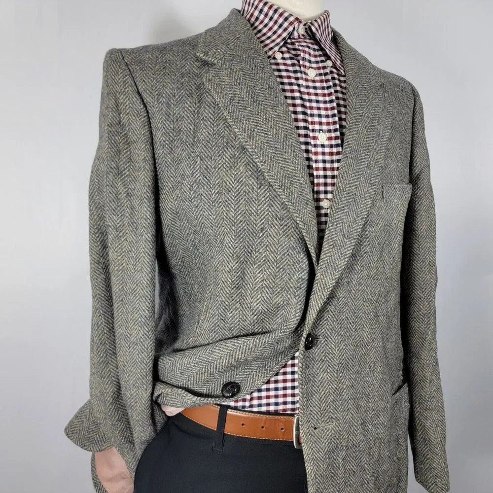 VTG Austin Manor Men's Tweed Sport Coat Blazer Two Button Gray‎ Herringbone 46L